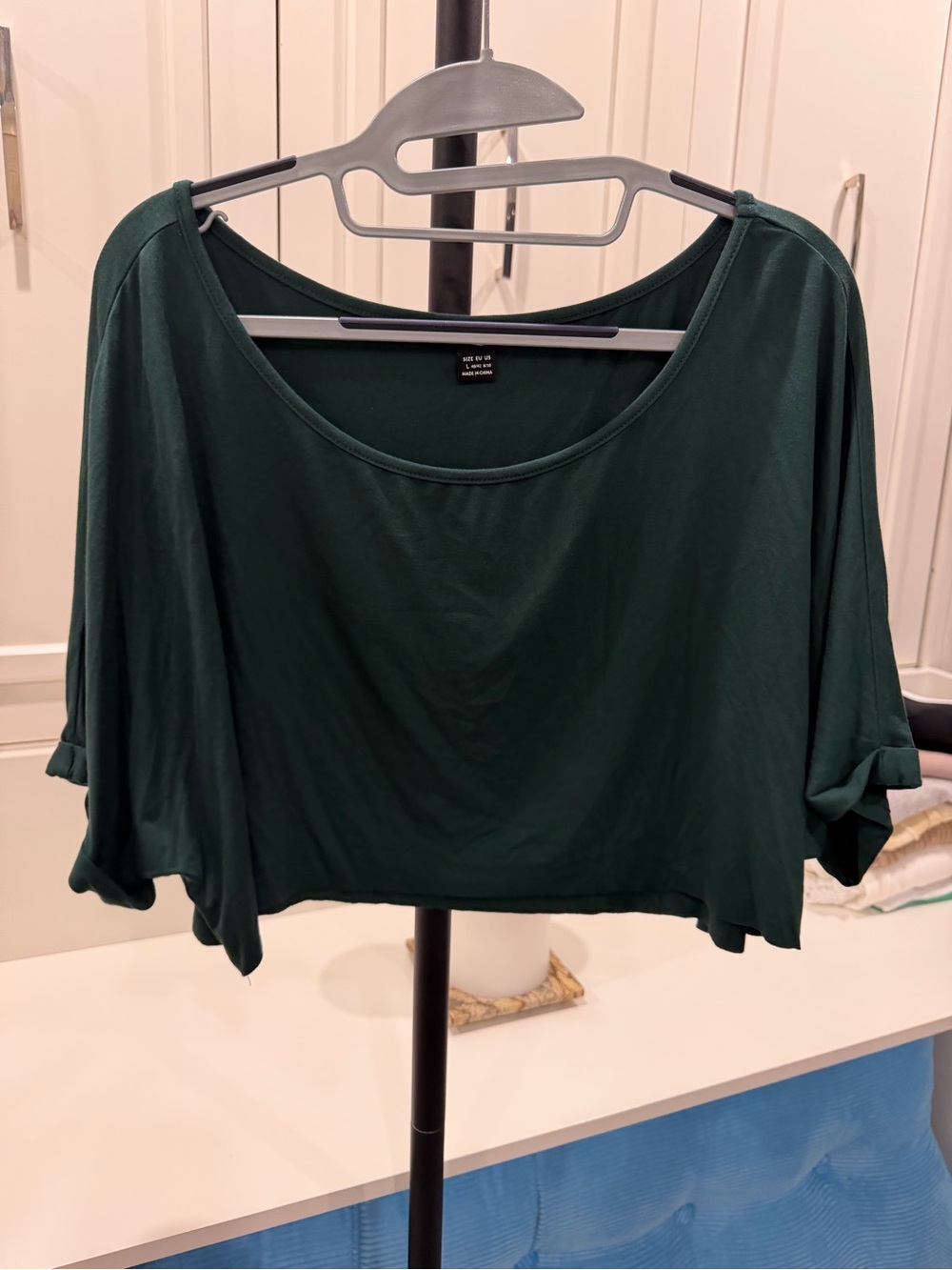 Women's Dark Green Scoop Neck Crop Top